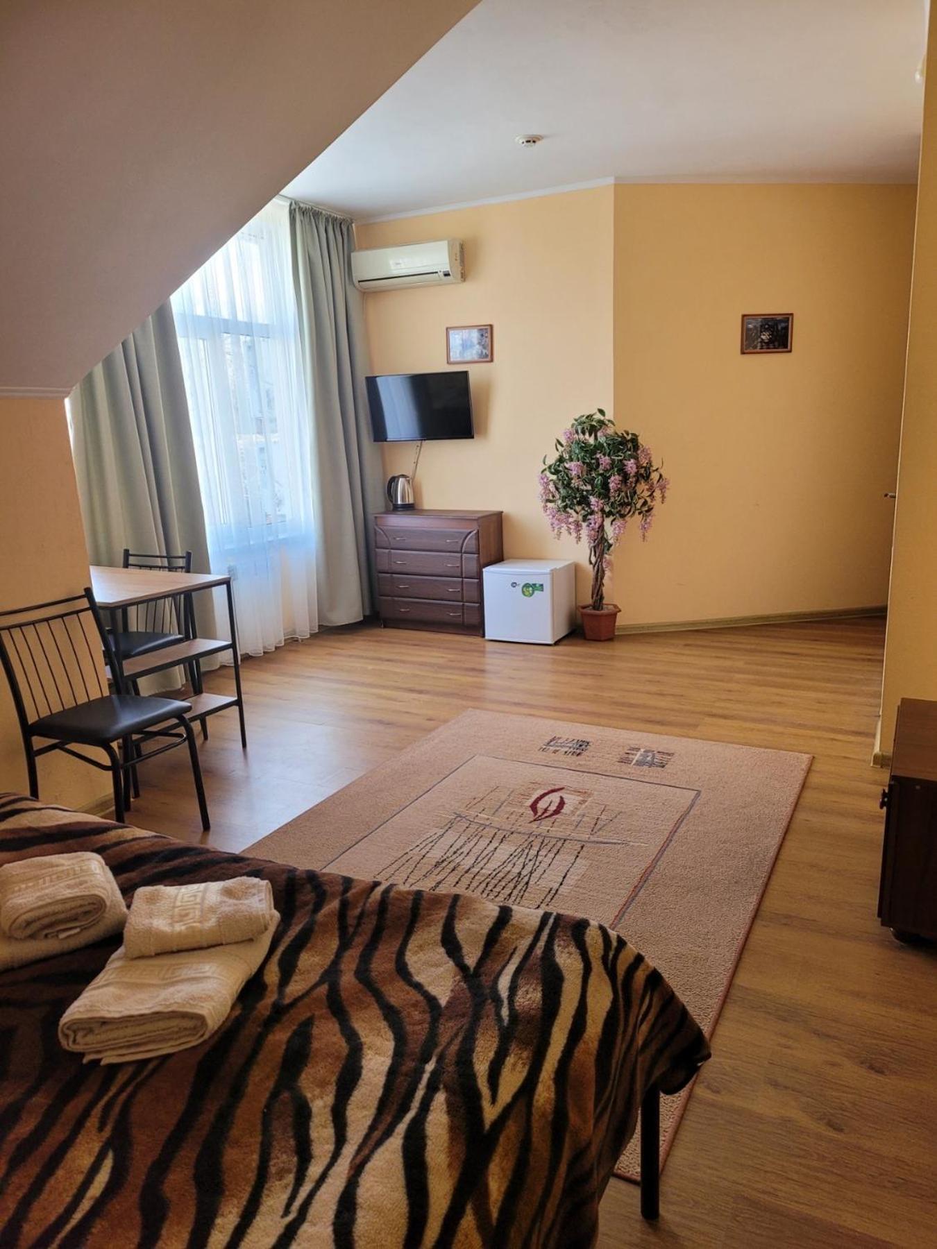 Vodnyi Mir Hotel Bilhorod-Dnistrovsʼkyy Екстериор снимка